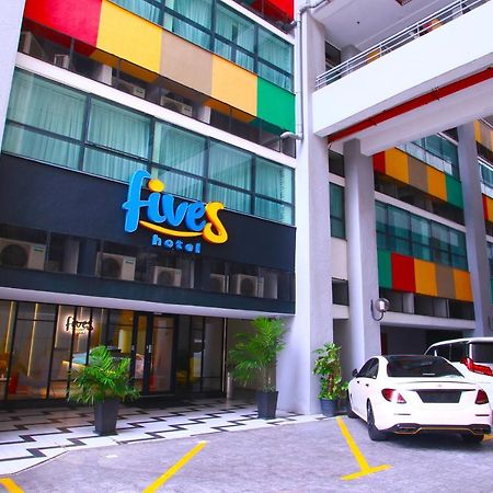 Fives Hotel Dnp Johor Bahru Buitenkant foto