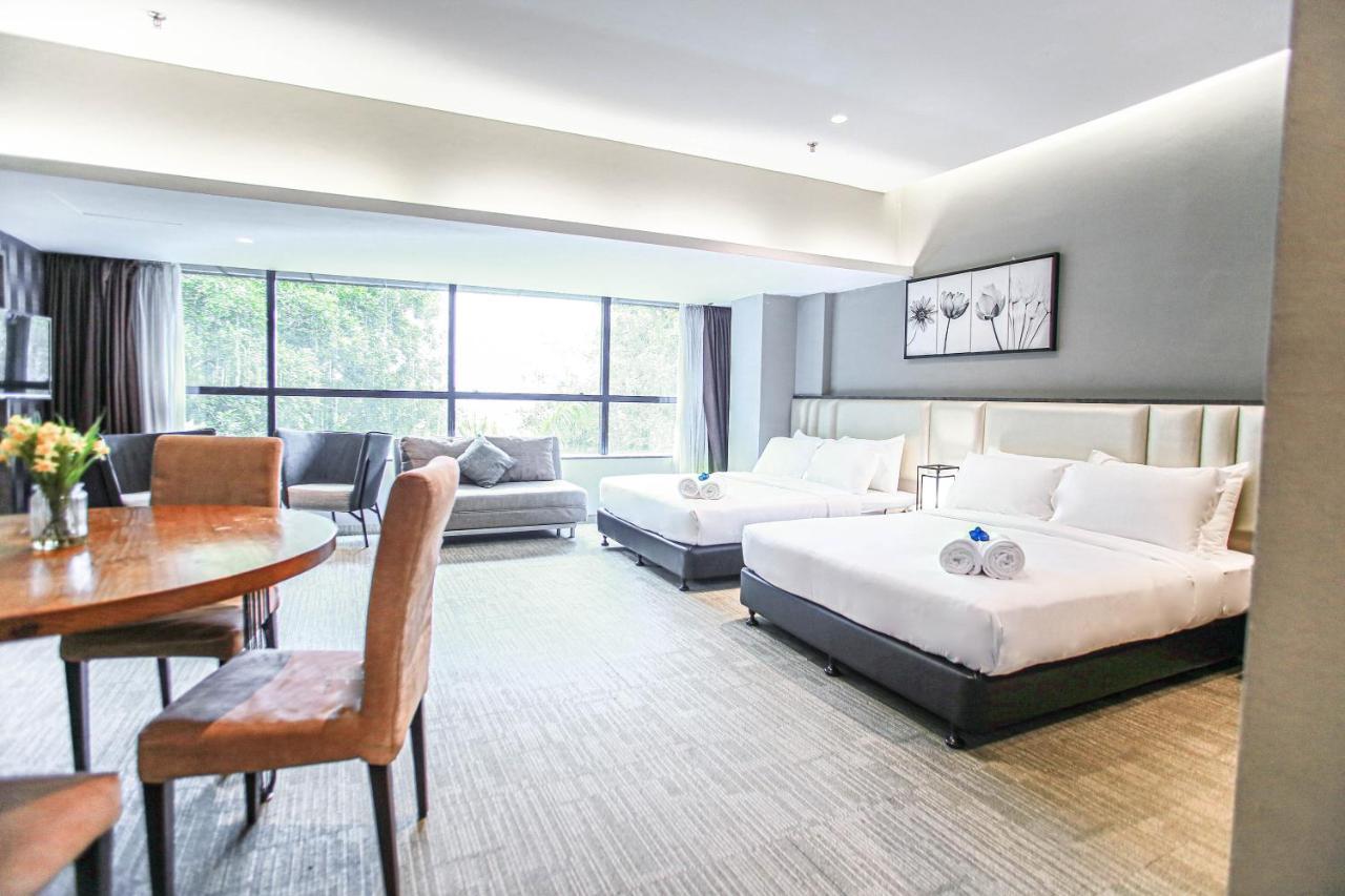 Fives Hotel Dnp Johor Bahru Buitenkant foto