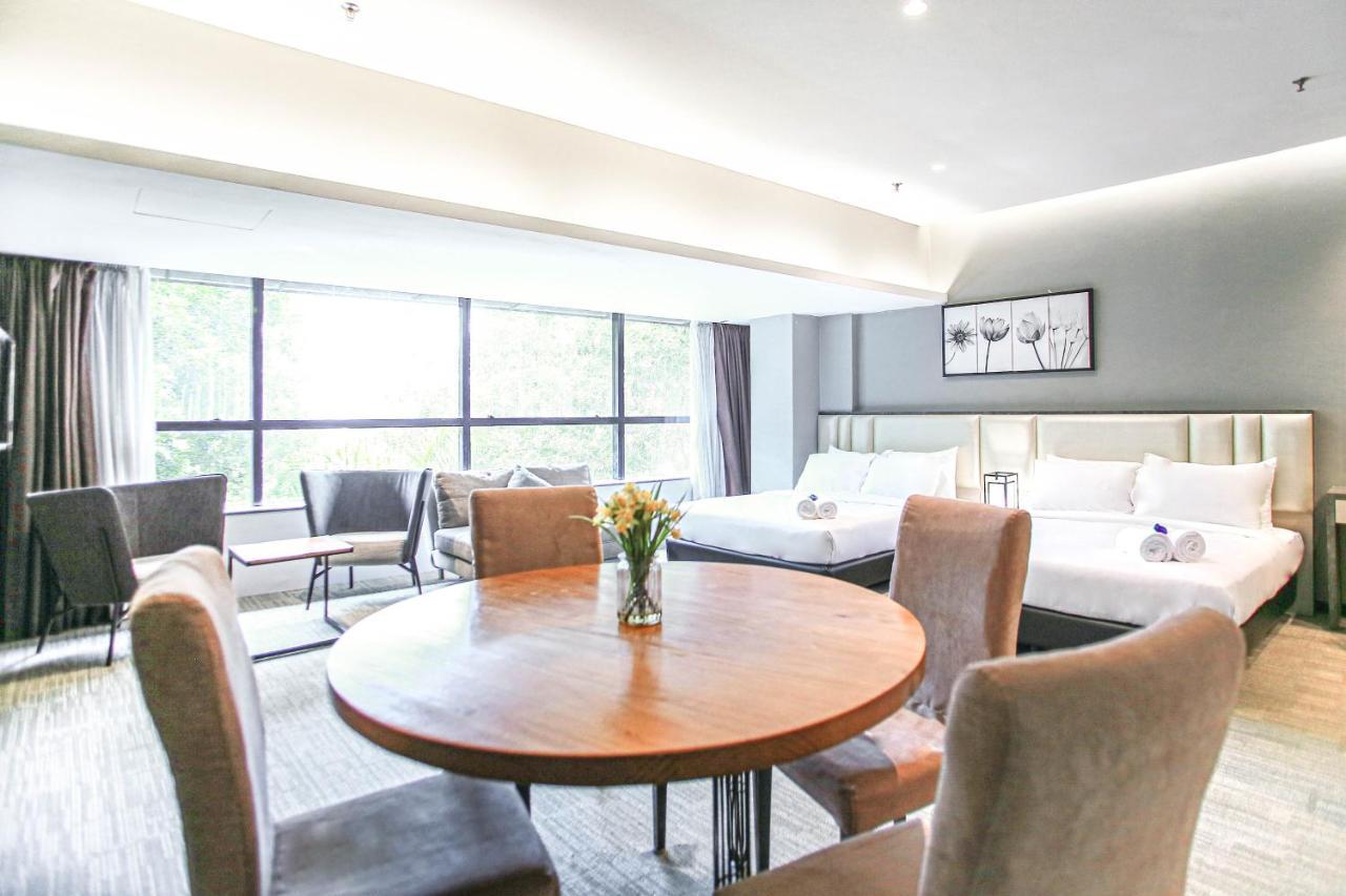 Fives Hotel Dnp Johor Bahru Buitenkant foto