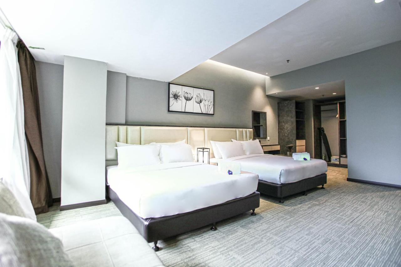 Fives Hotel Dnp Johor Bahru Buitenkant foto
